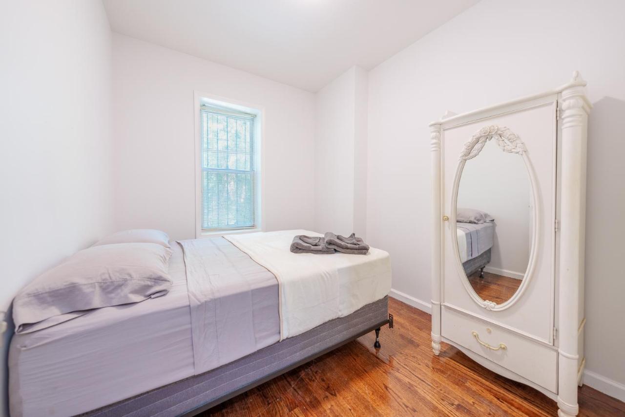 Appartement Lovely 2 Bedroom In The Hearts Of Crown Heights *