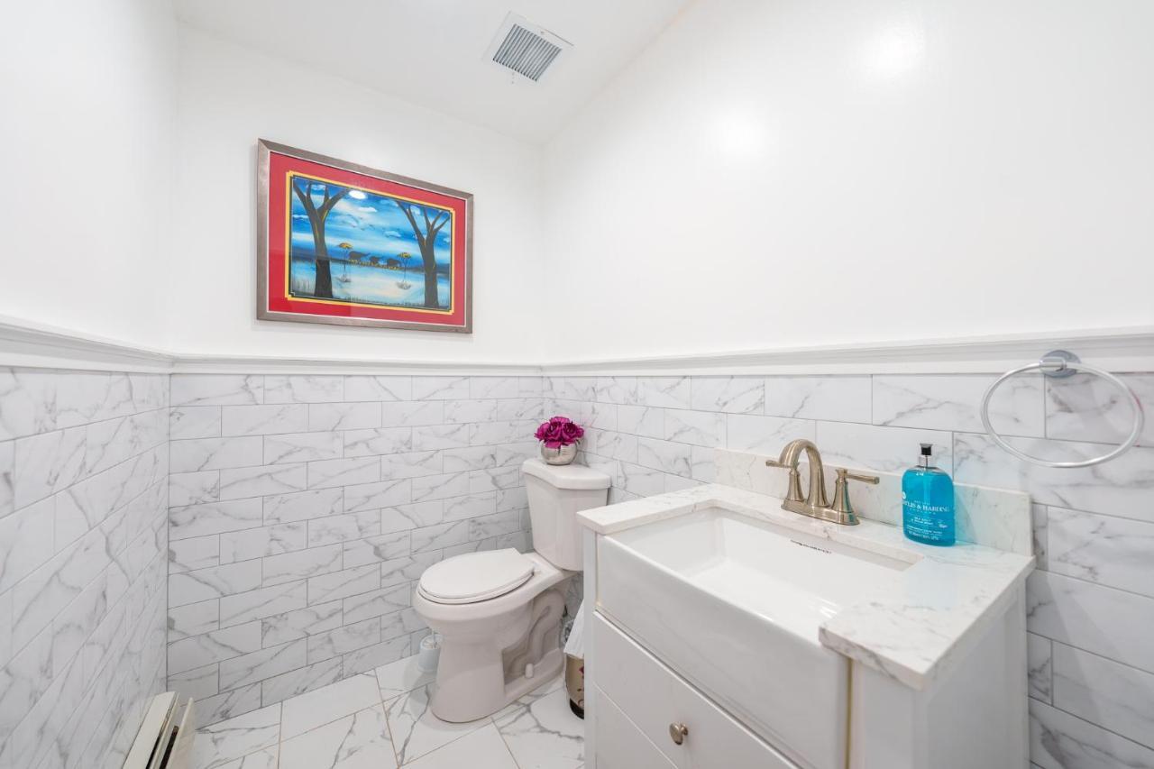 Appartement Lovely 2 Bedroom In The Hearts Of Crown Heights