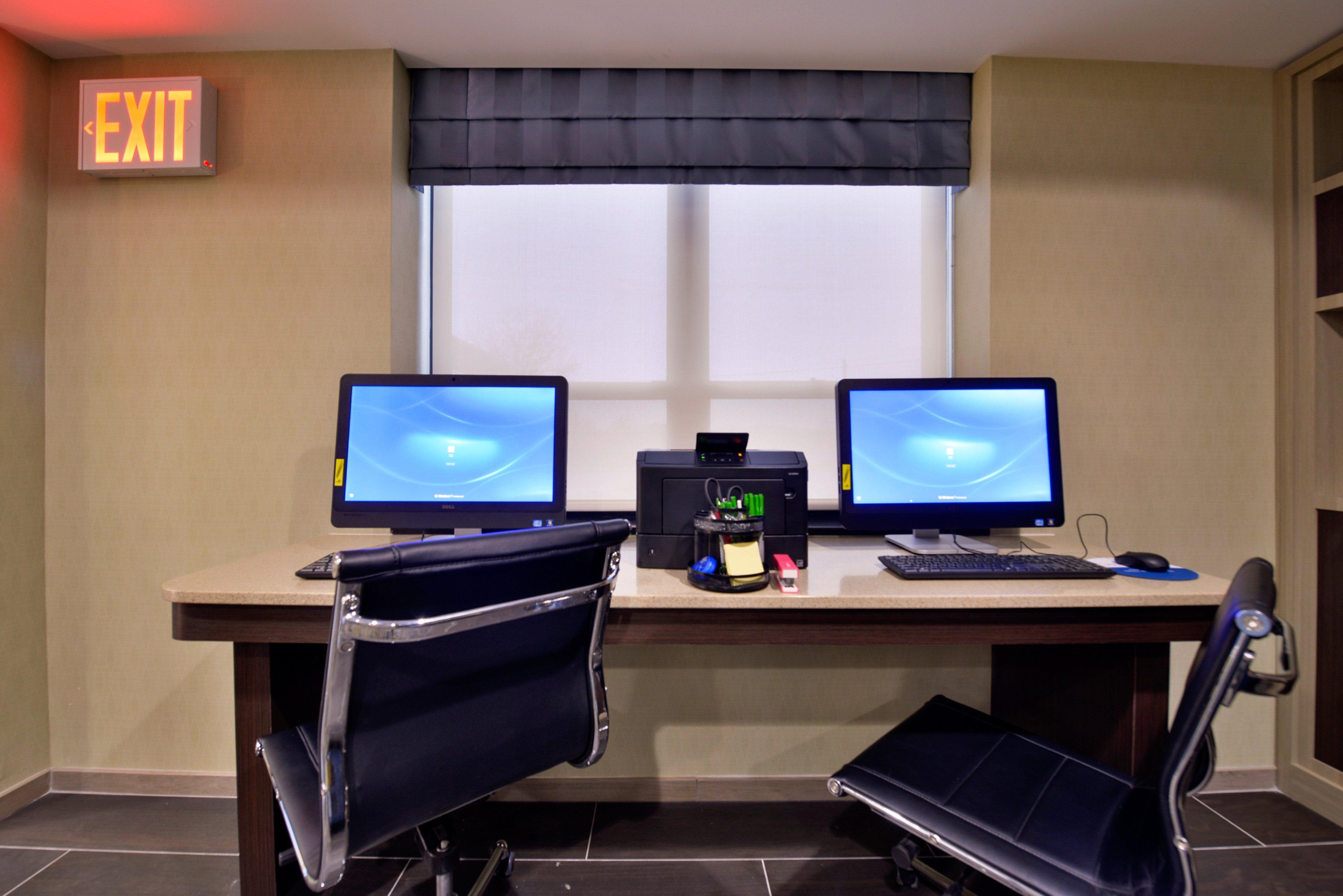 Hotel New York-jfk Airport Area, An Ihg New York