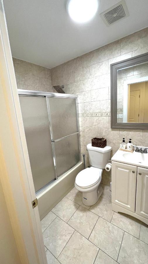 Appartamento Modern With Parking & Quick Ride To Manhattan