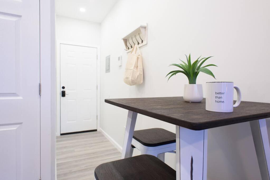 240-6 New Prime Location W&d In Unit Appartamento