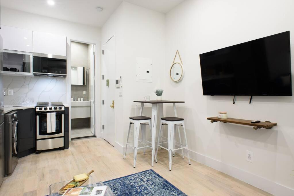 Lejlighed 78-1b New 1br Prime Ues Wd In Unit Value