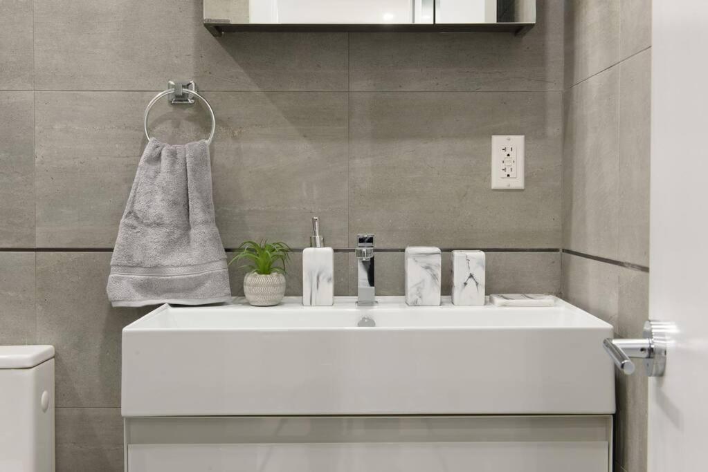 78-1b New 1br Prime Ues Wd In Unit Value Lejlighed New York