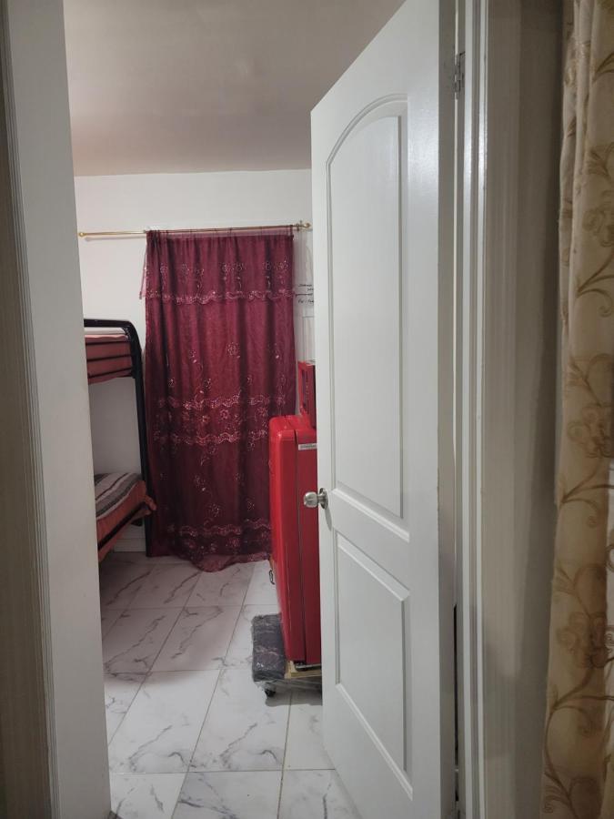 Gasthuis Private Entrance And Bathroom Near Jfk Airport