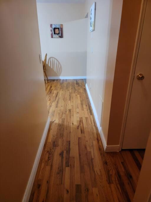 1st Floor Private Apt Near Ferry To Nyc And Park Appartement New York