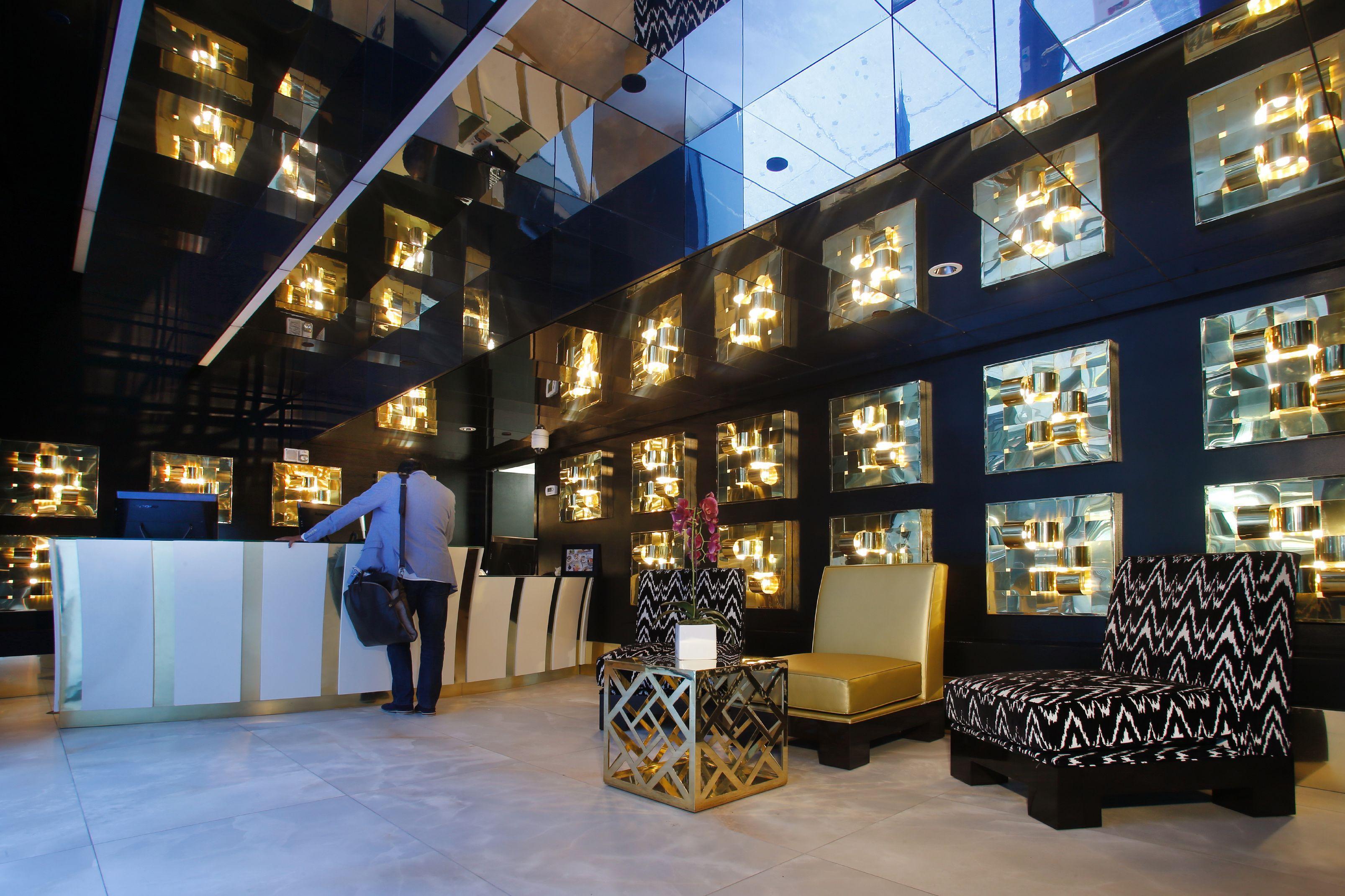 Mate Grace Boutique 3*