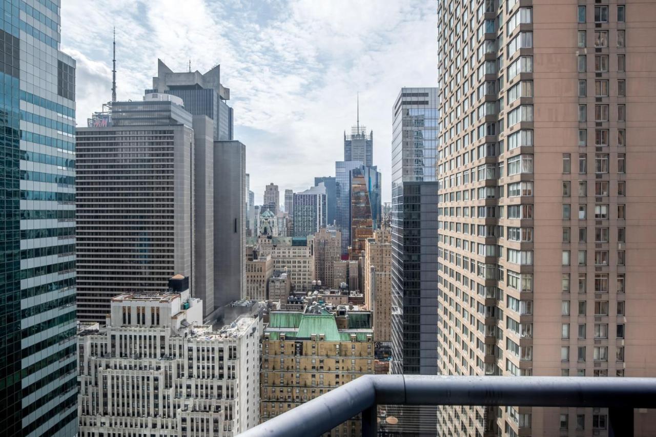 Midtown 2br W Elevator Wd Nr Entertainment Nyc-1227 Appartement