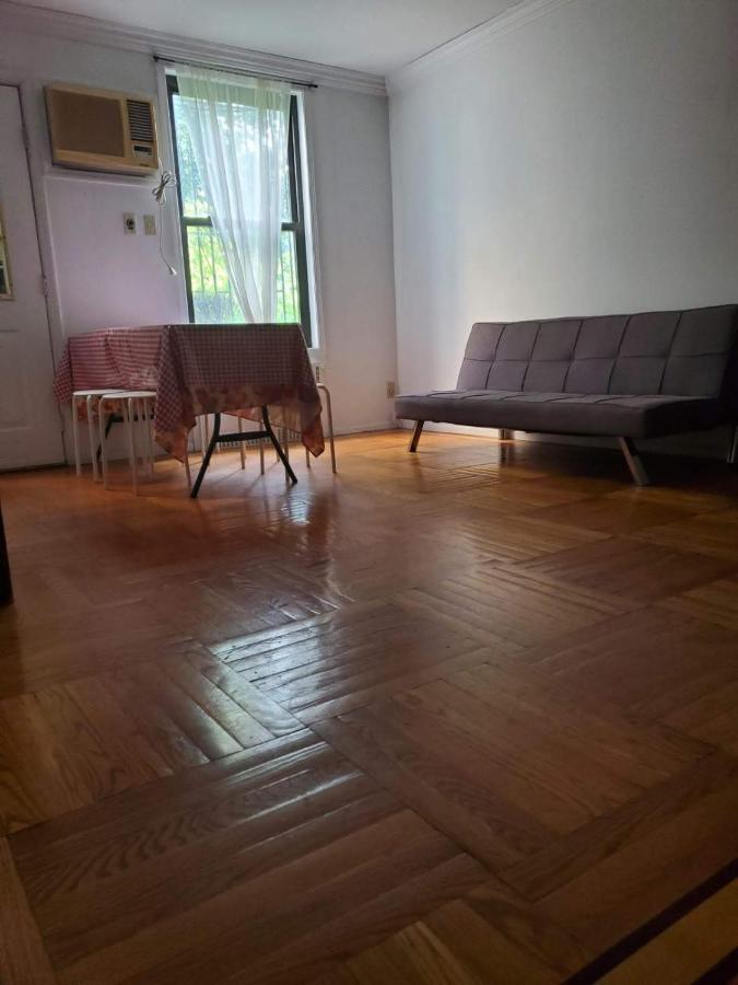 Cozy At Great Townhouse In Williamsburg * New York City