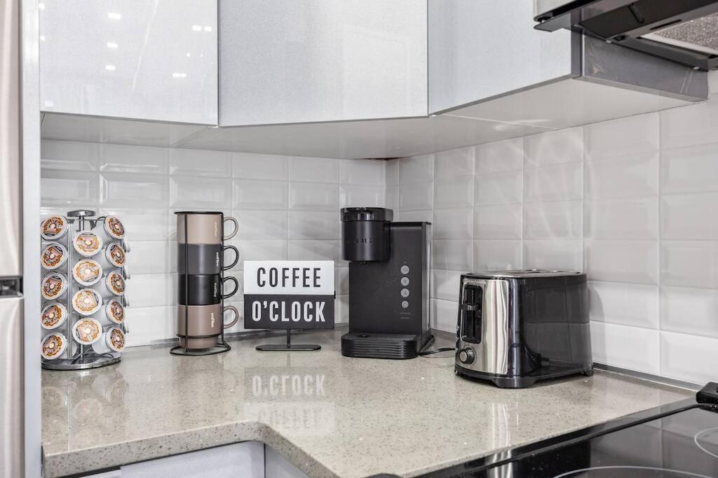 Swj 2nd - Times Sq, Brooklyn Bridge, Lga In 15 Min Apartamento *