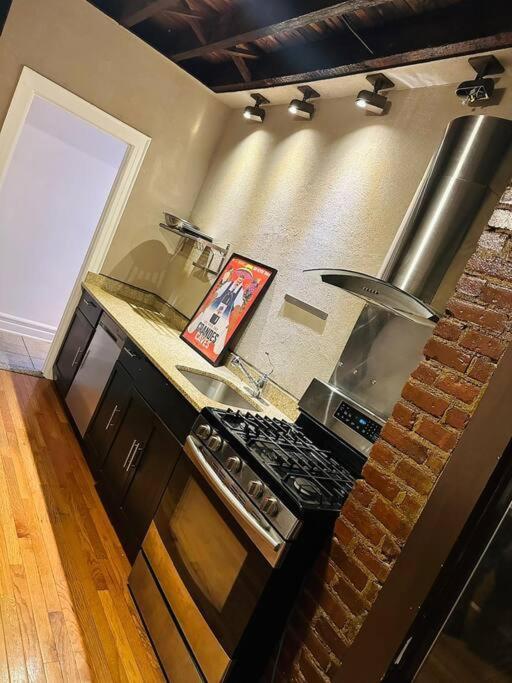 Two Bedroom Excellent Location Appartement *