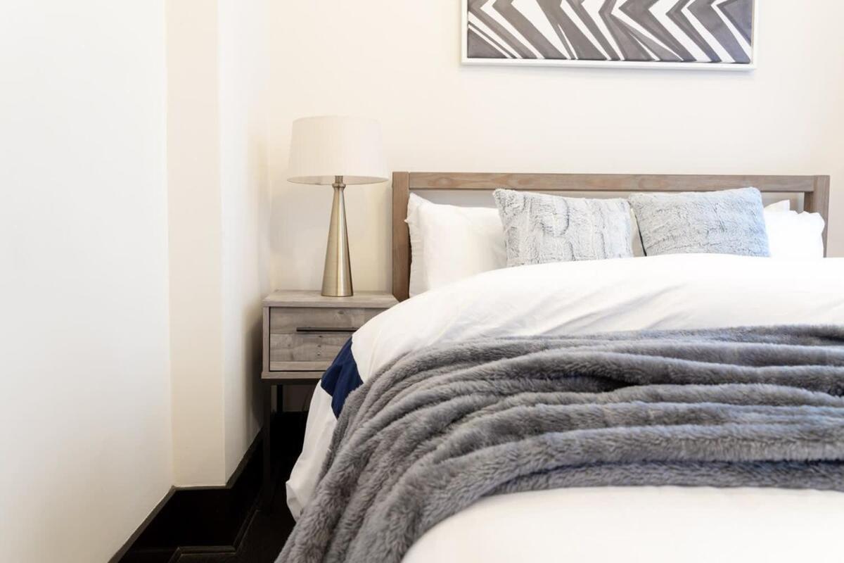 E10-1 Designer East Village Townhouse 1br Nueva York