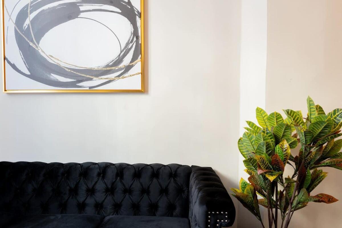 E10-1 Designer East Village Townhouse 1br Nueva York