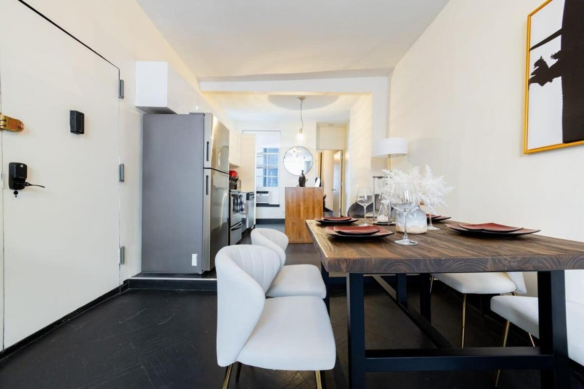 E10-1 Designer East Village Townhouse 1br Nueva York