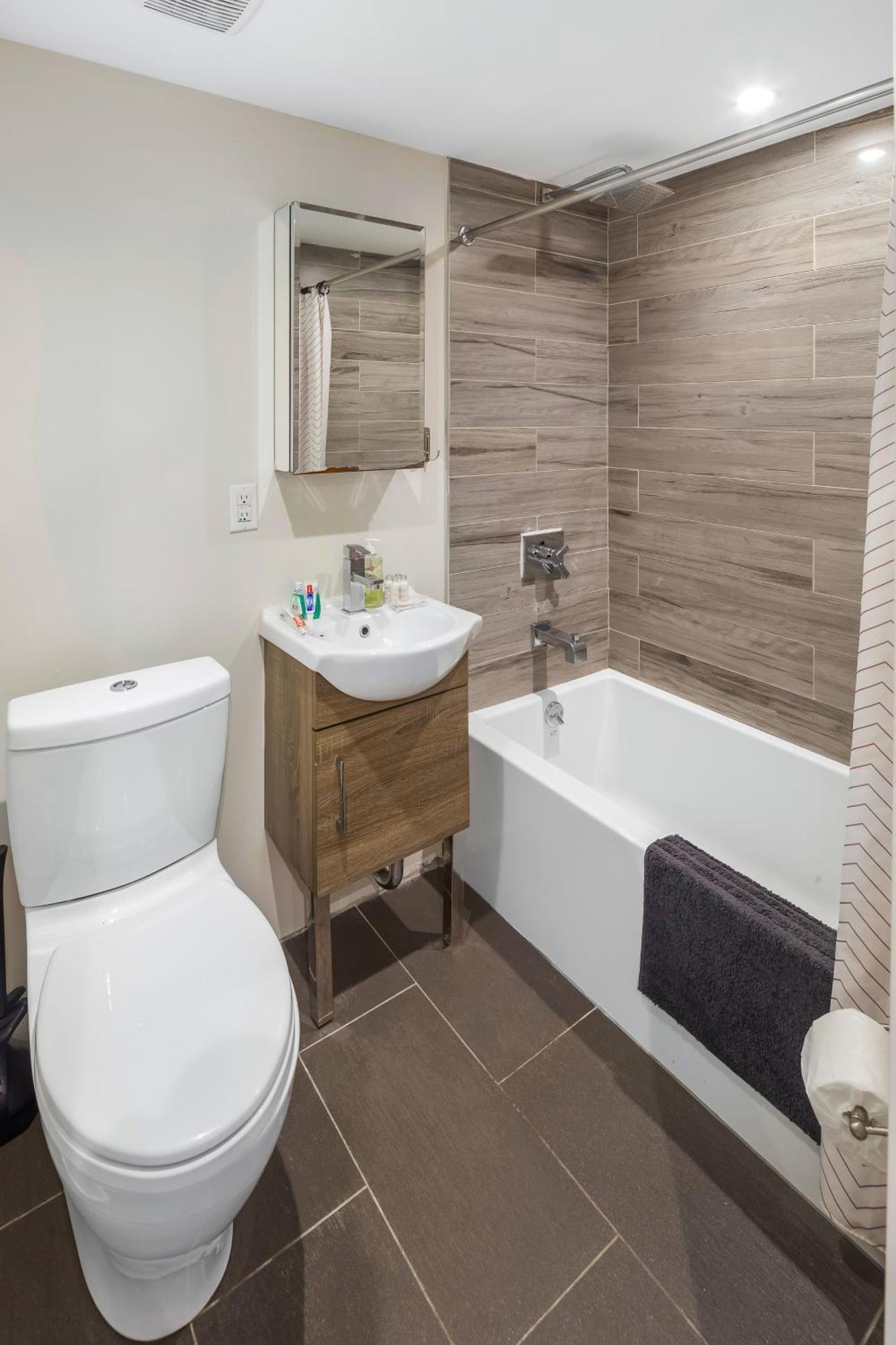 Paradise Suites Apartment