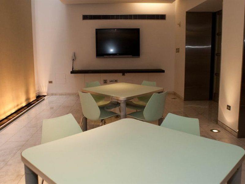 Shoreham Hotel 4*