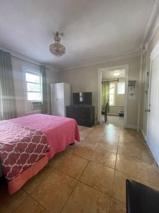 *private* 5 Minutes From Lga/ Us Open Appartement *
