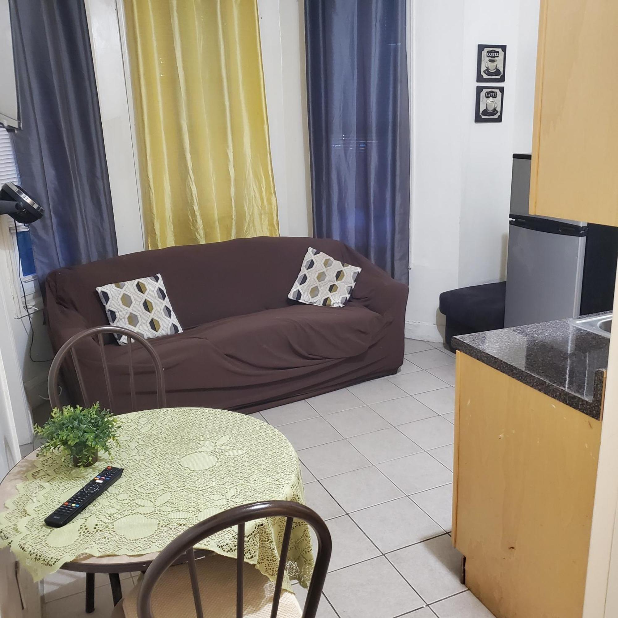 One Bedroom Appartement *