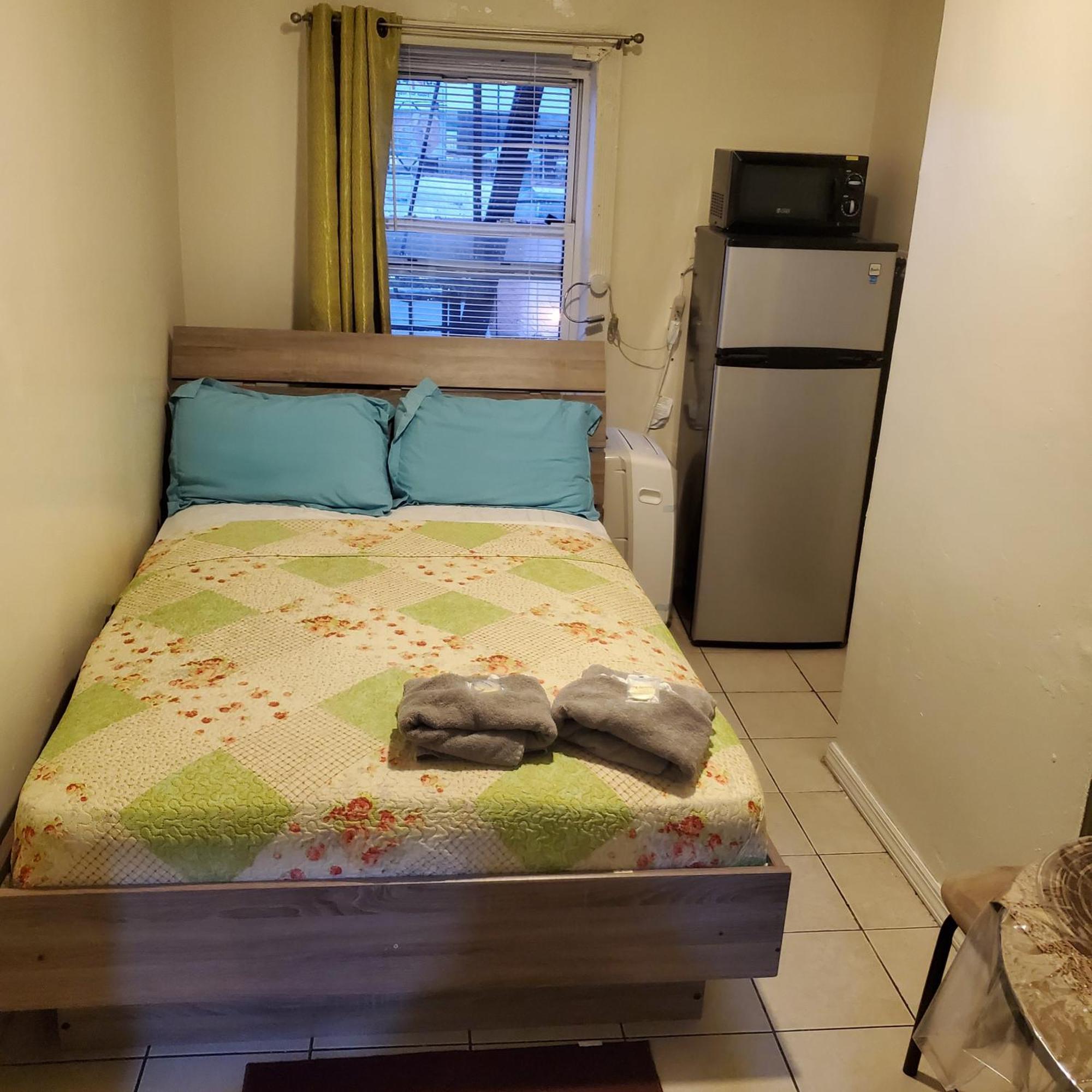 One Bedroom Appartement *
