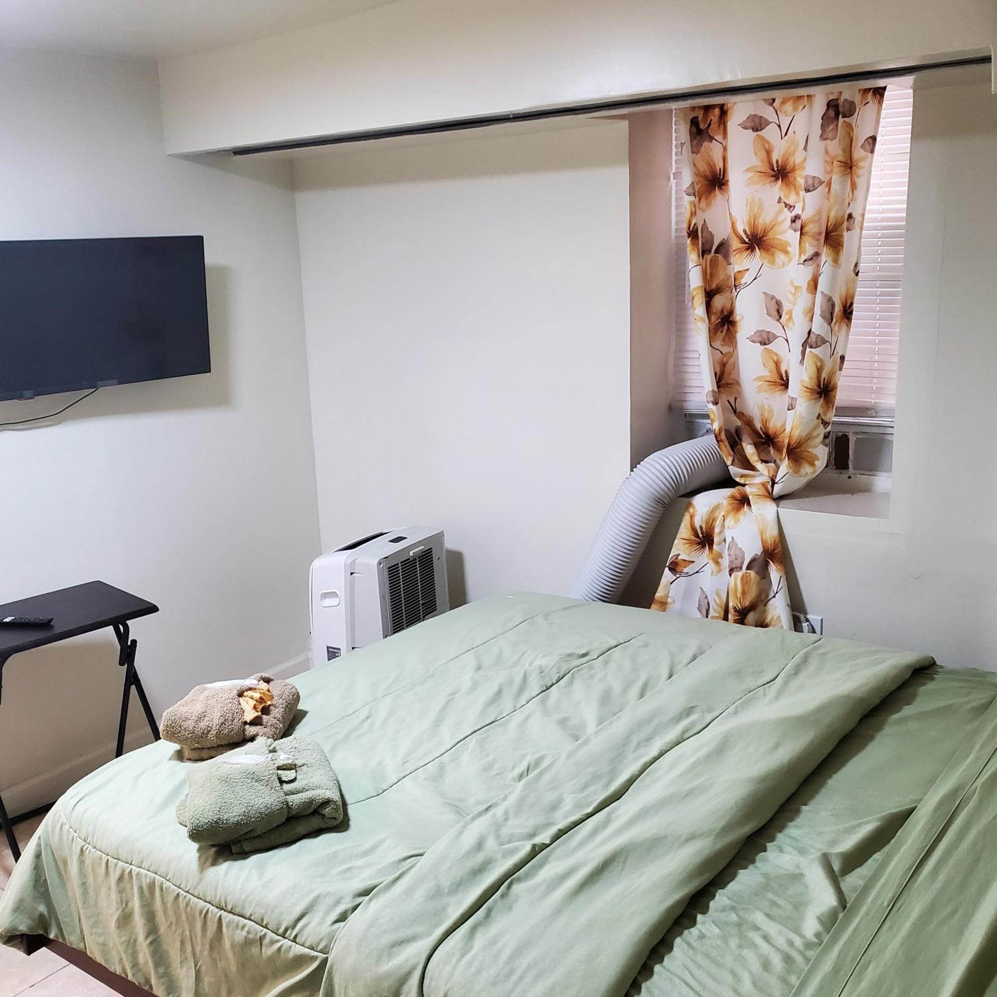 One Bedroom Appartement *