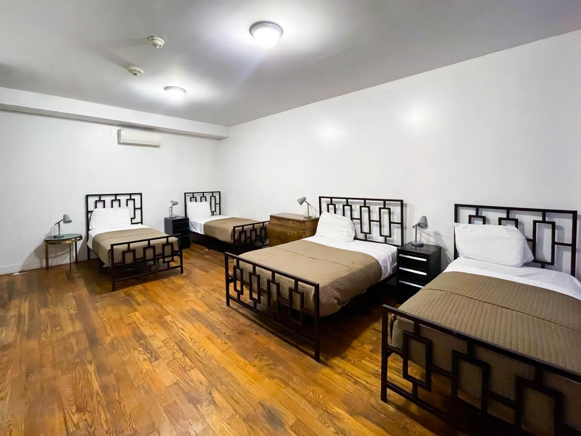 Auberge de jeunesse Ny Moore *