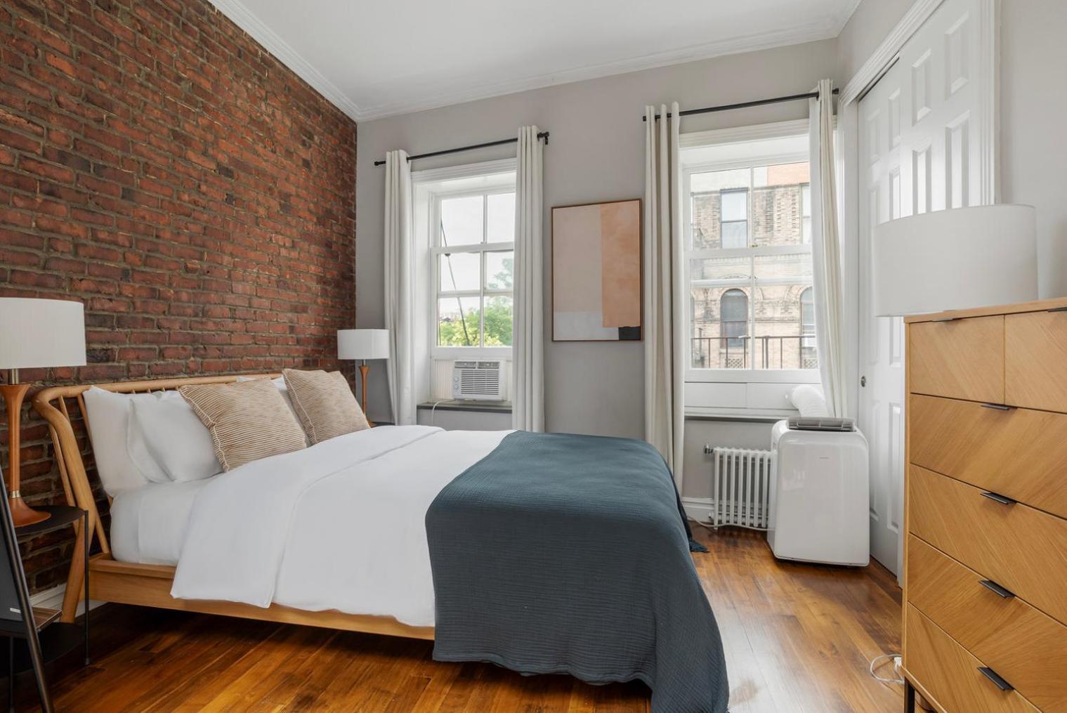 West Village 1br W High Ceilings Skylight Wd Nyc-1172 Apartamento