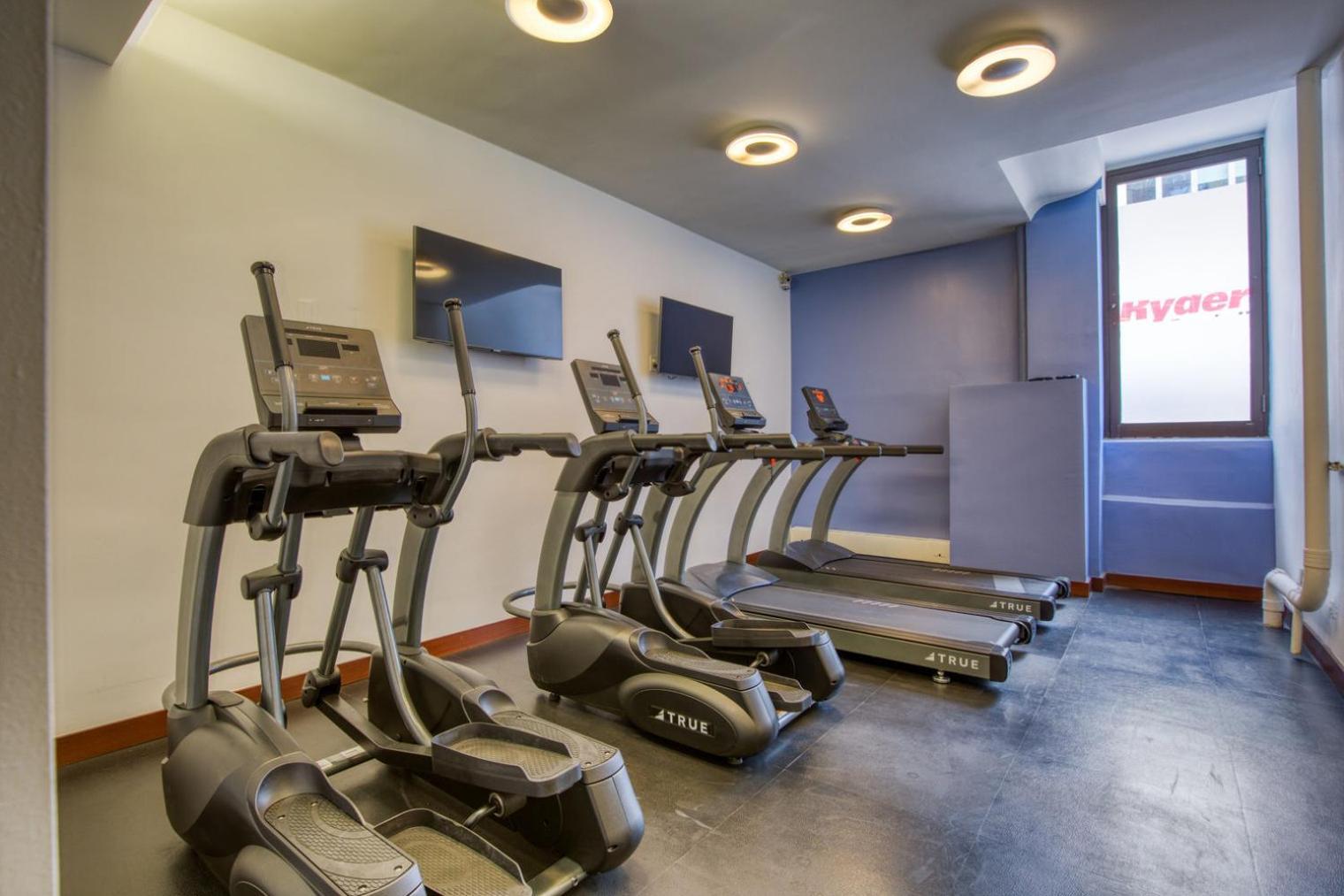Midtown E 2br W Wd Nr Park Nyc-533 Appartement