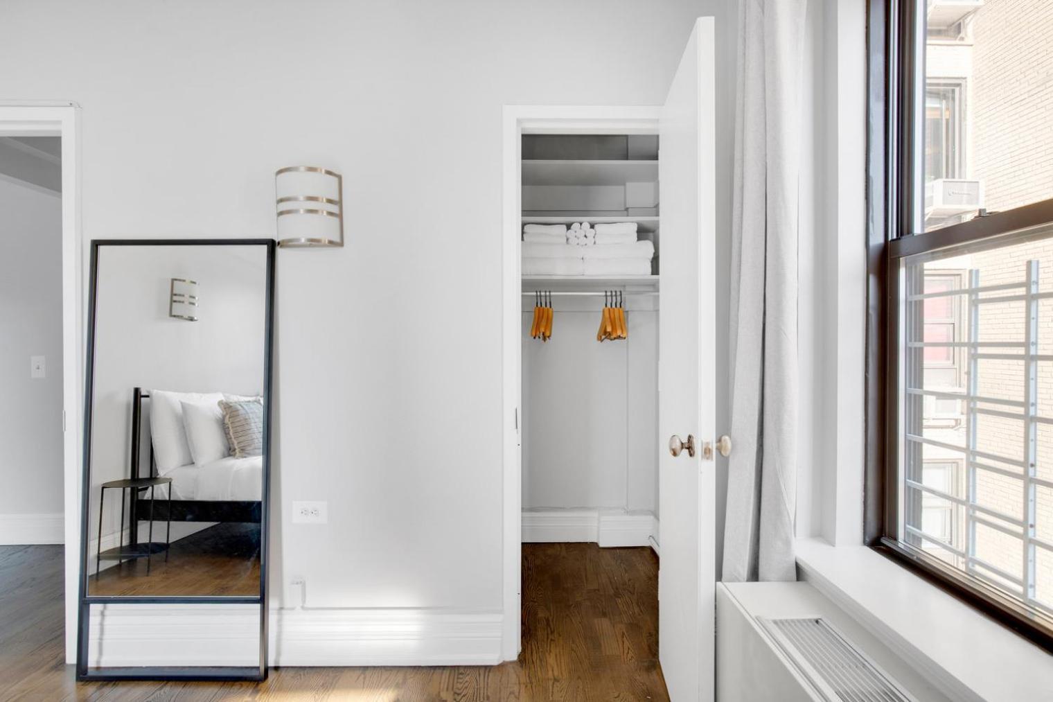 Uws 2br W Gym Doorman Nr Park Nyc-732 Appartement