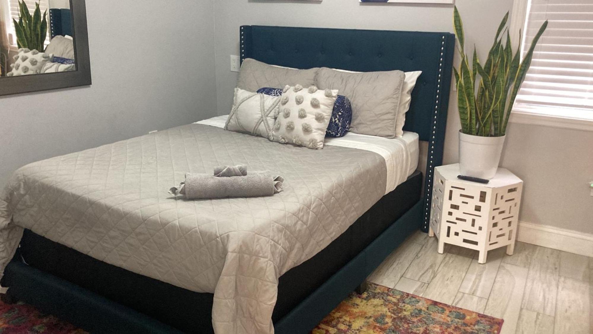 3 Bedroom Duplex With Large Outdoor Space&king Size Bed Appartement New York
