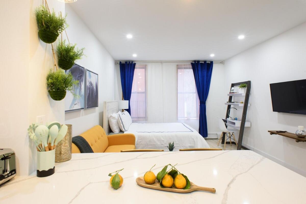 1597-9 Renovated Prime Ues Wd In Unit New York City