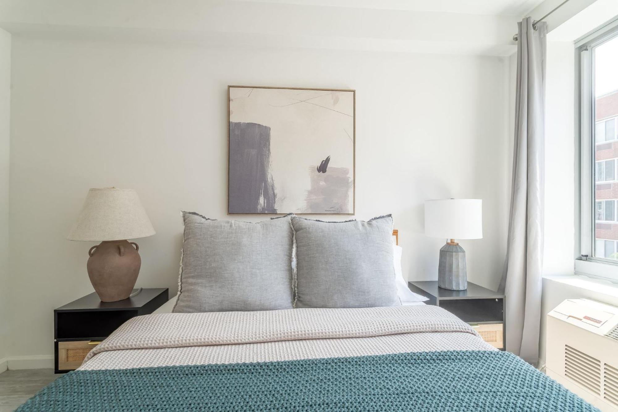 Amazing 3bd 1bath Near Times Square Apartment New York City