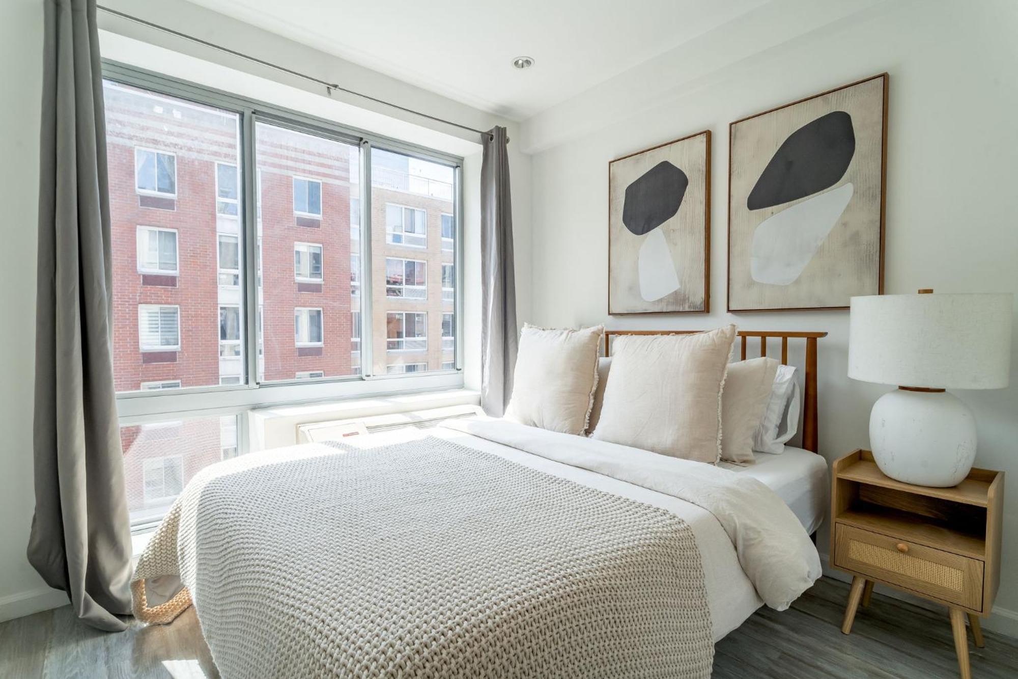 Amazing 3bd 1bath Near Times Square Apartment New York City