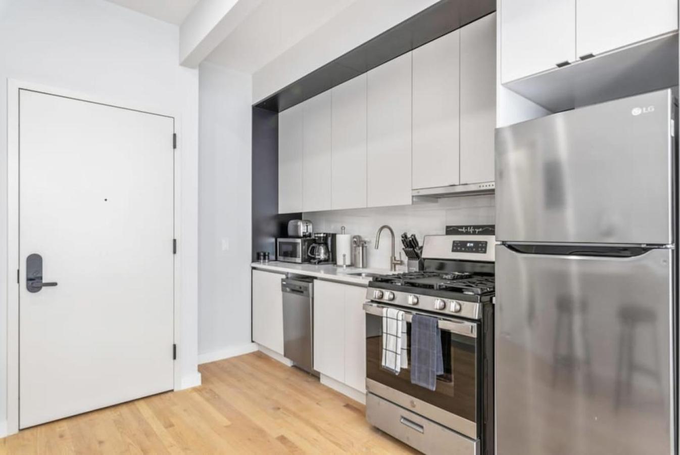 Studio W Charming Juliet Balcony In Upper East * Nueva York