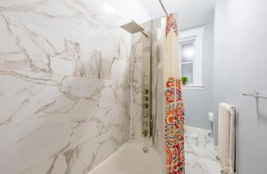 Apartment Beautiful 3 Bedroom In Nyc!