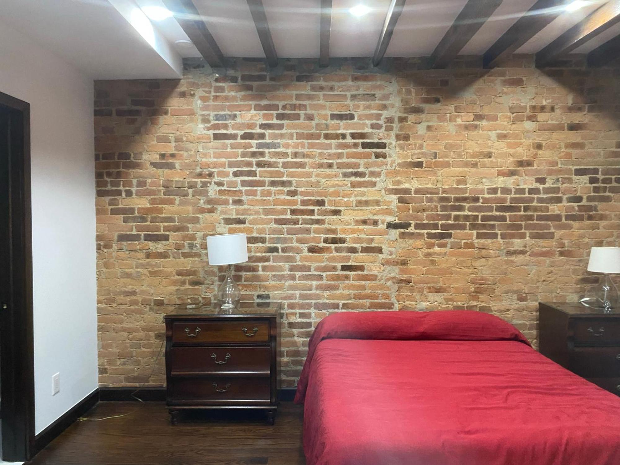 Lejlighed Cozy Bedroom With Bath And Separate Entrance *