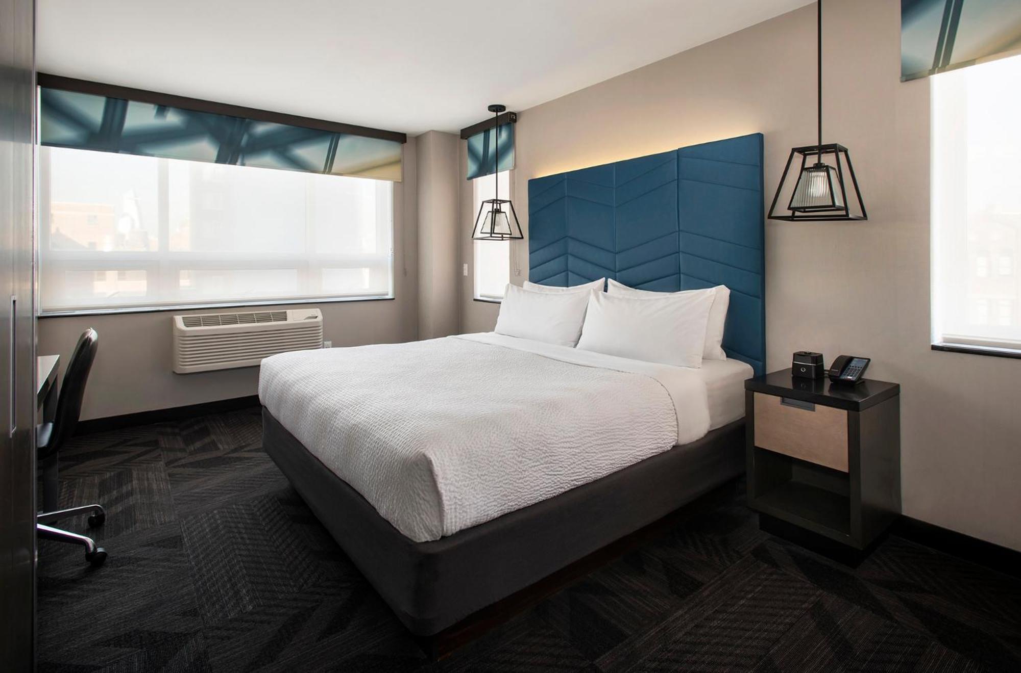 Four Points By Sheraton Manhattan Soho Village Hotel New York