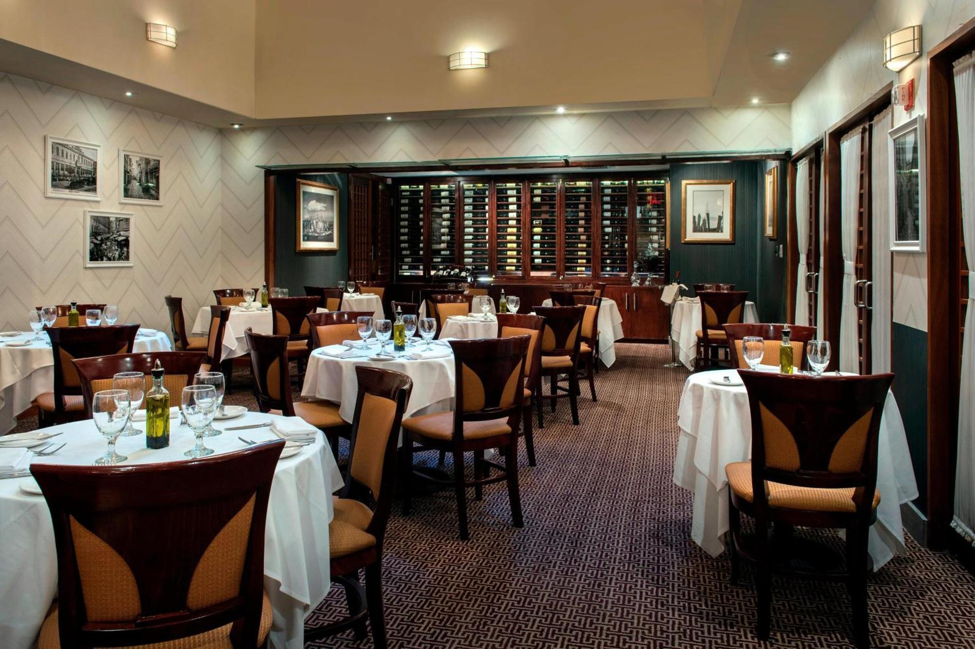 Four Points By Sheraton Manhattan Soho Village Hotel