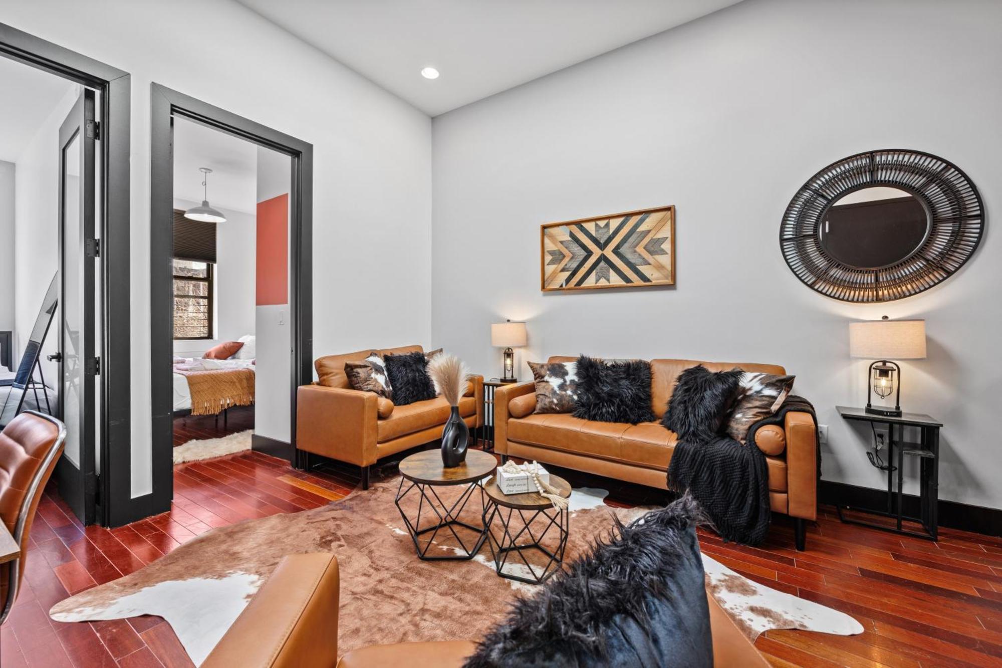 Rustic Chic 4br For Groups - Bushwick's Finest *