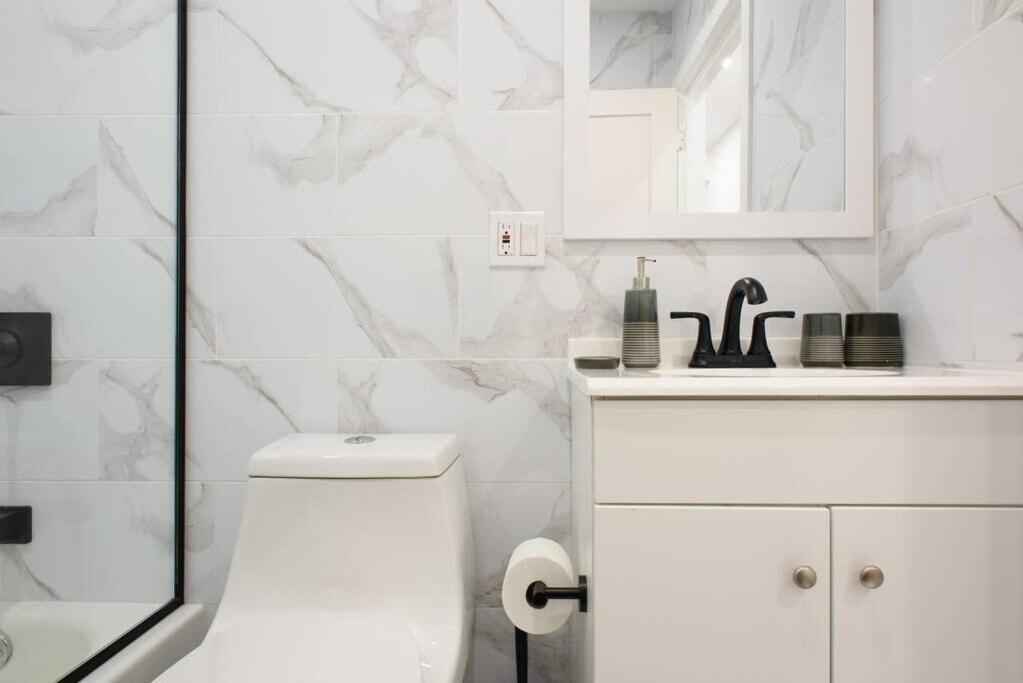 Appartement 240-11 New Prime Upper East W&d New York