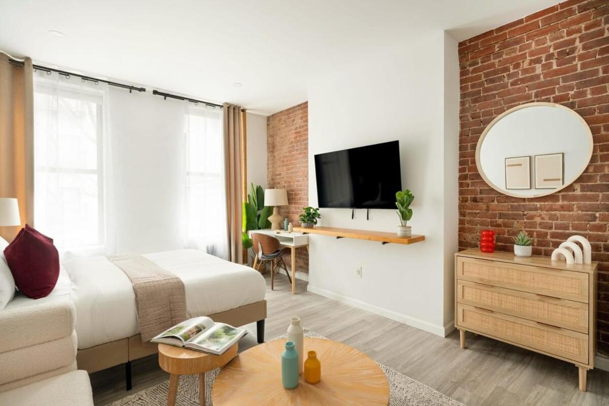 240-10 New Modern Ues W&d * Nueva York