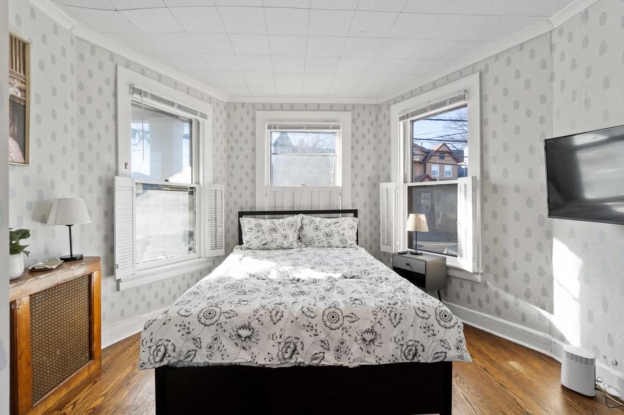 The Whimsical Estate Sleeps 16plus 20m To Nyc Free Parking New York