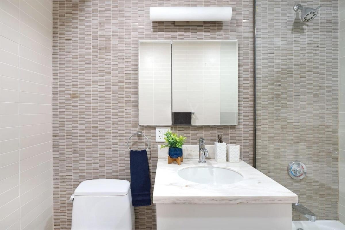 Apartamento 809-2b With A Private Terrace By Columbus Circle *