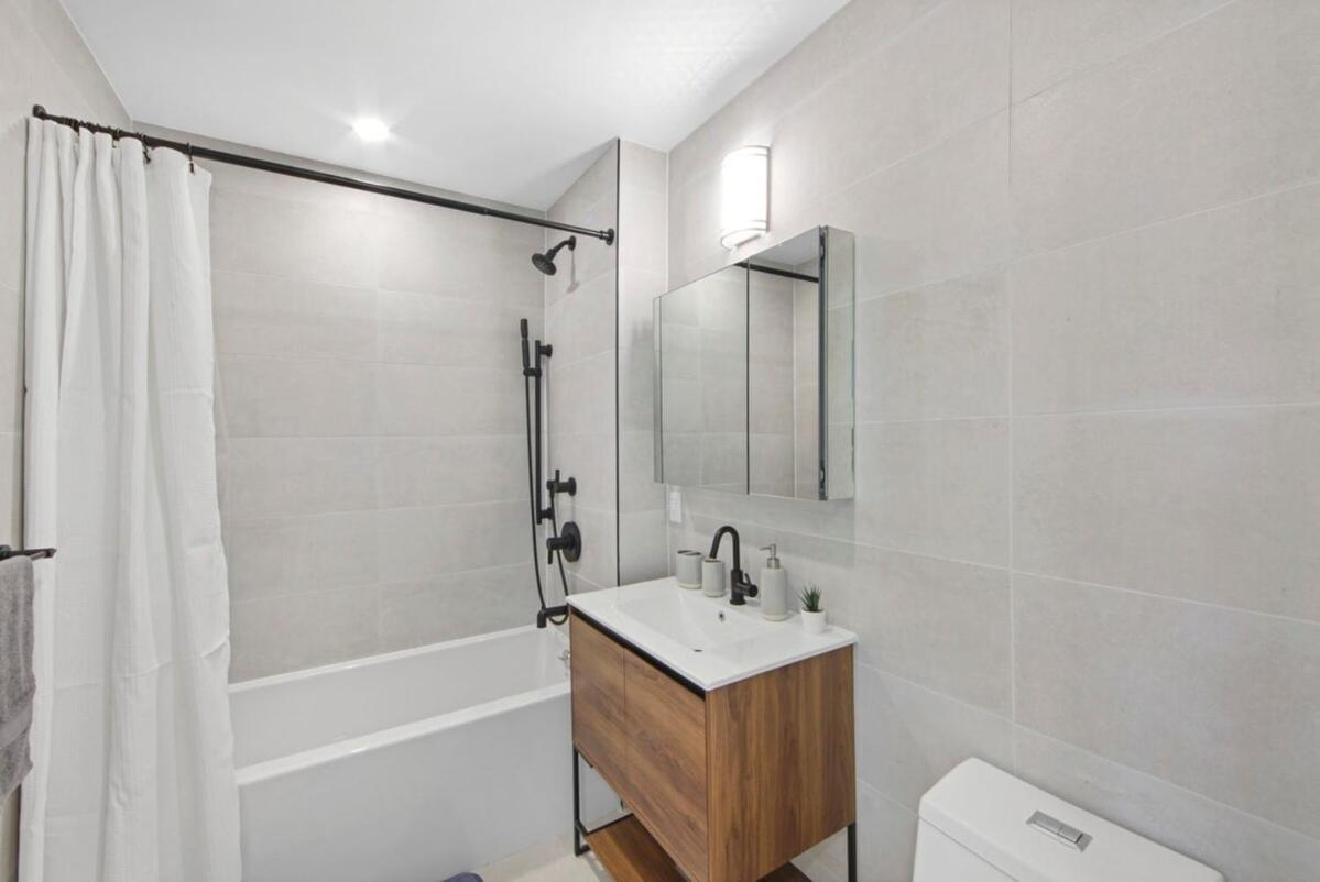 149bk-6a New Ph 2br-2bath With A Private Terrace * New York