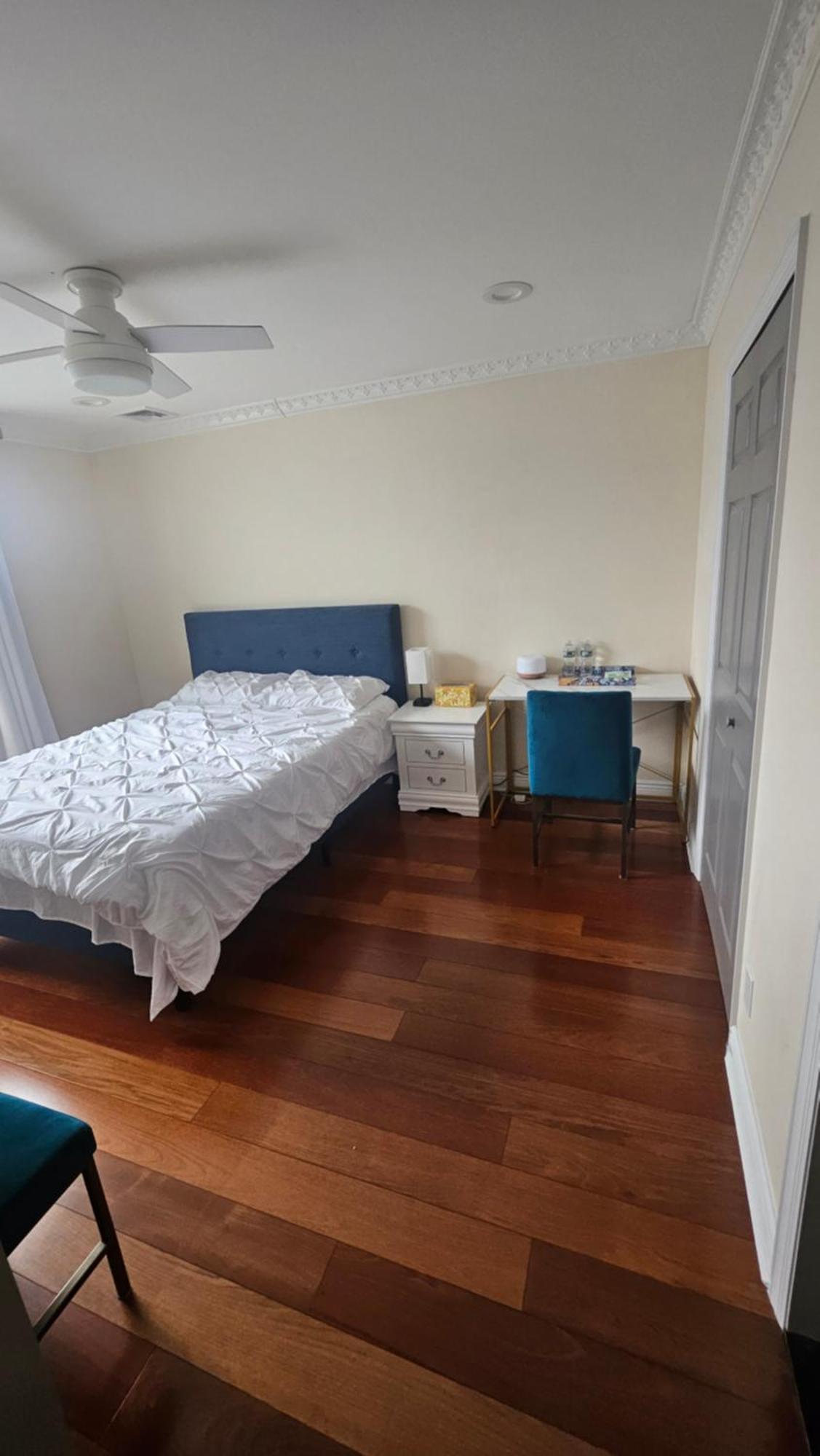 Luxury Hotel-style In Queens, Séjour chez l'habitant New York