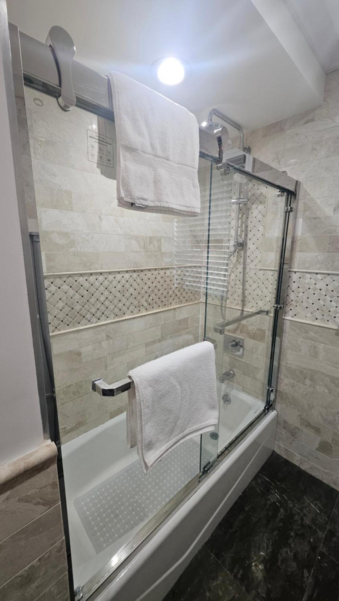 Séjour chez l'habitant Luxury Hotel-style In Queens, New York