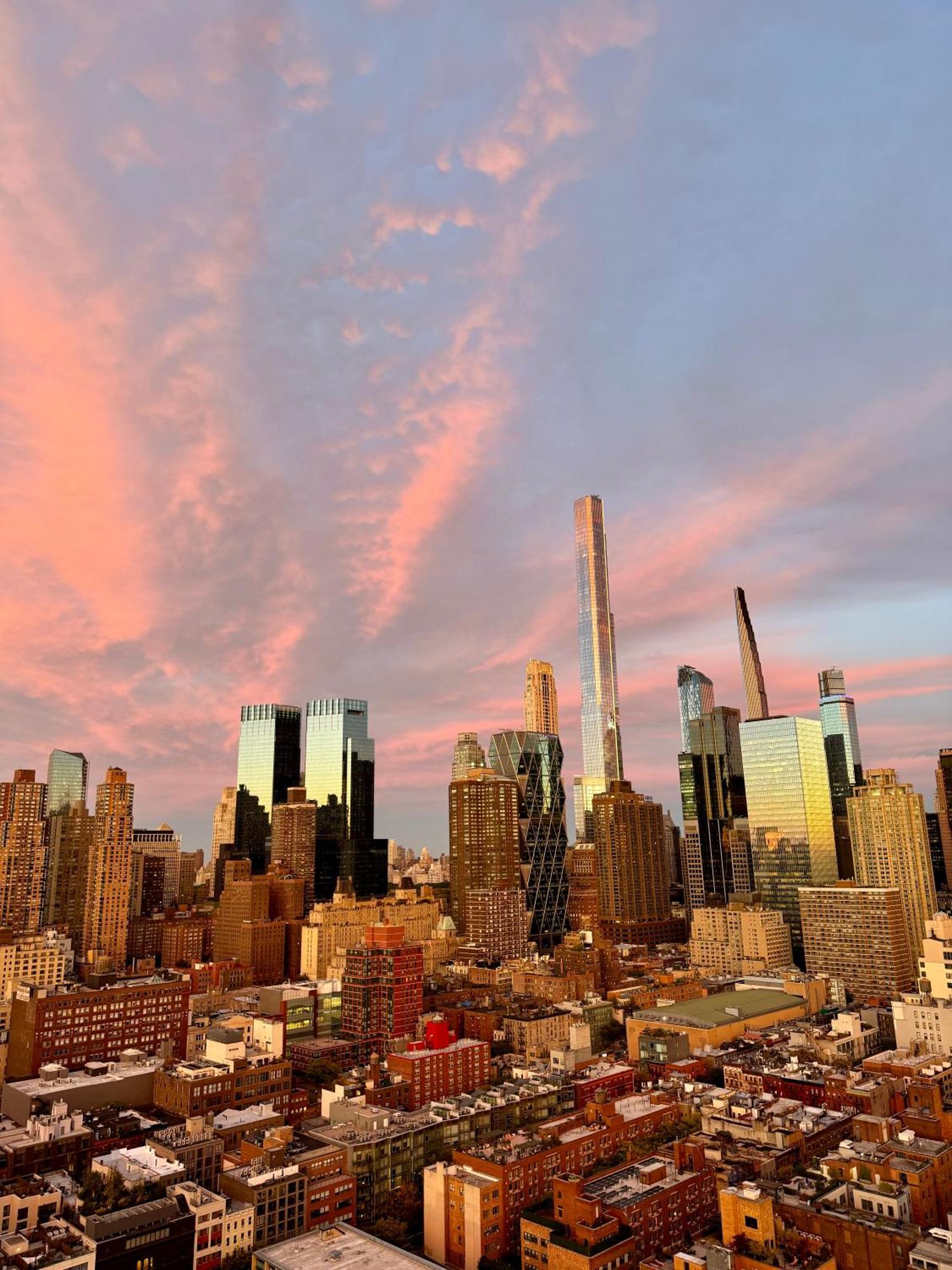 Midtown High Floor Fantastic Panoramic View Corner 2 Bedroom * New York