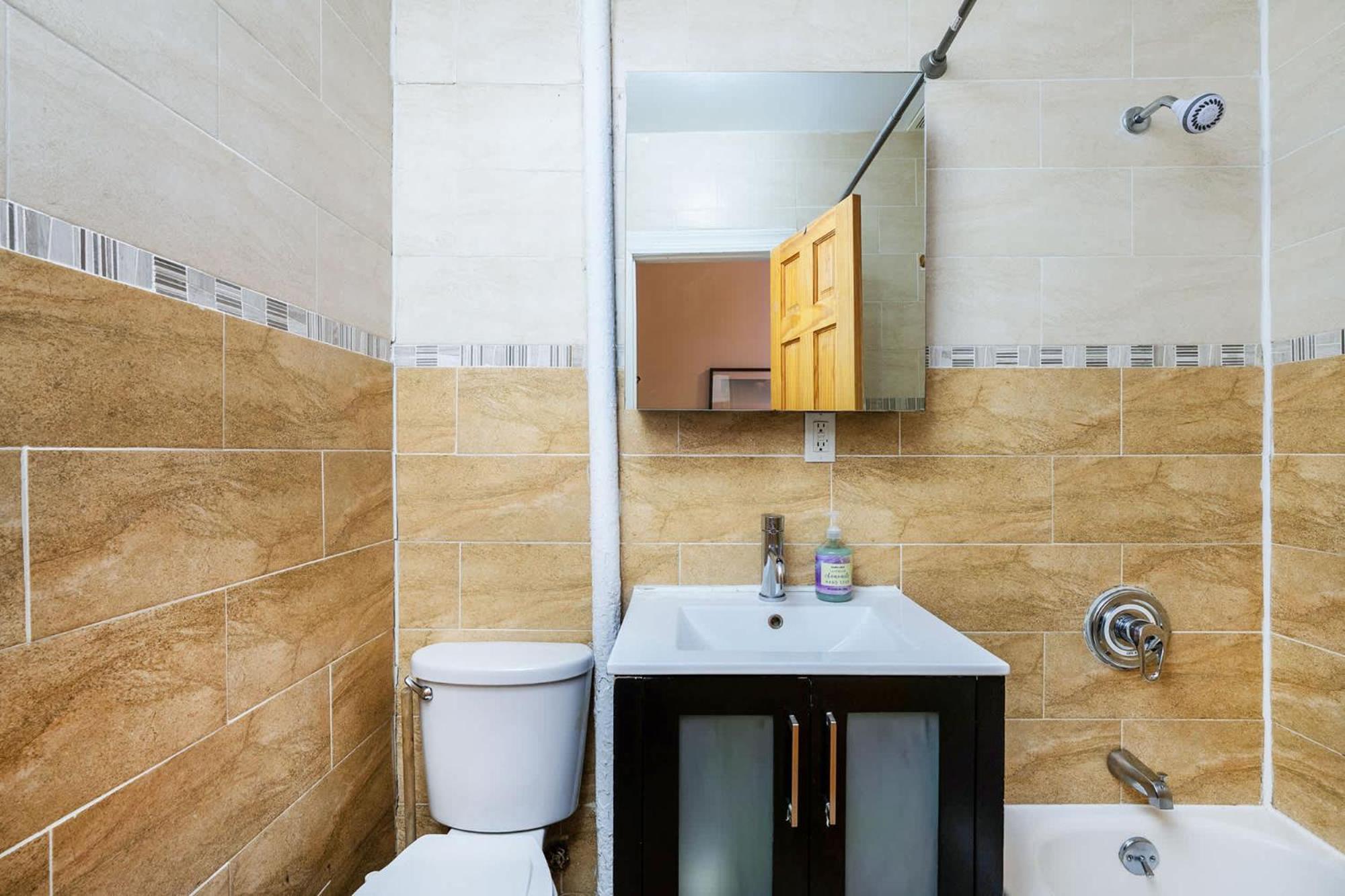102-1a Value 2br Near Park Appartement *