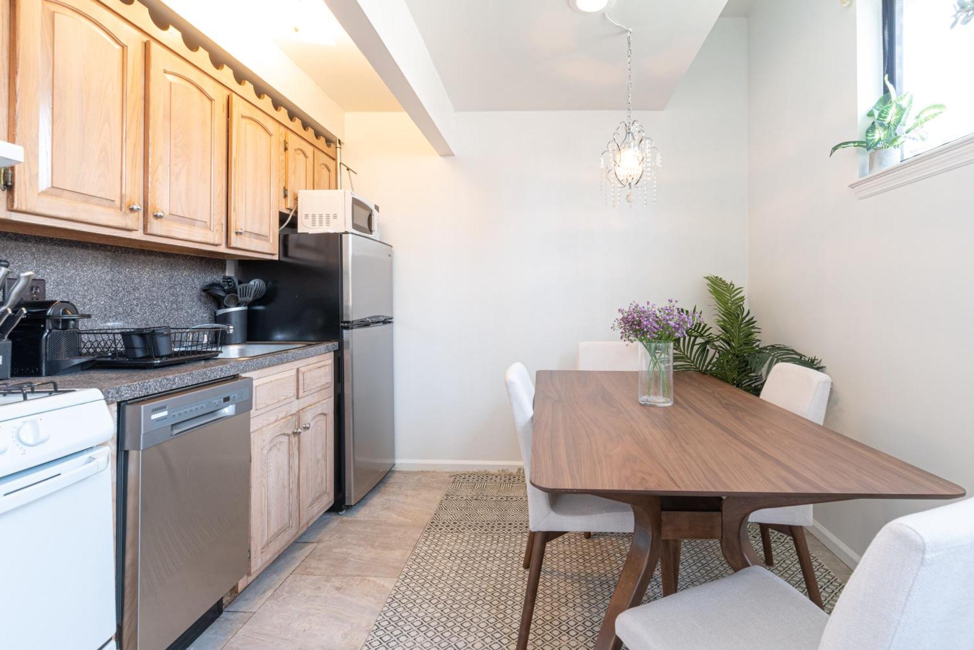 Appartement Amazing Furnished 1 Bedroom Penthouse Midtown West *