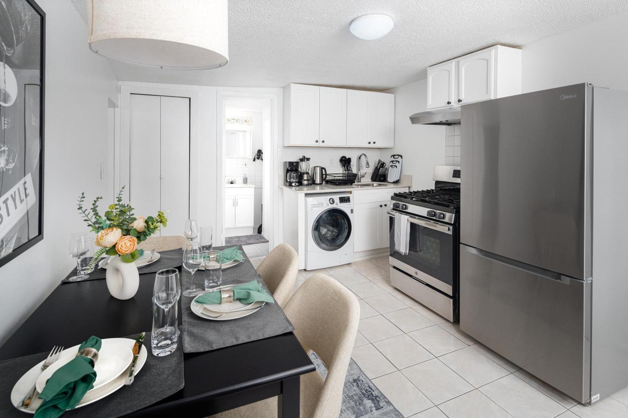 Spacious In Manhattan