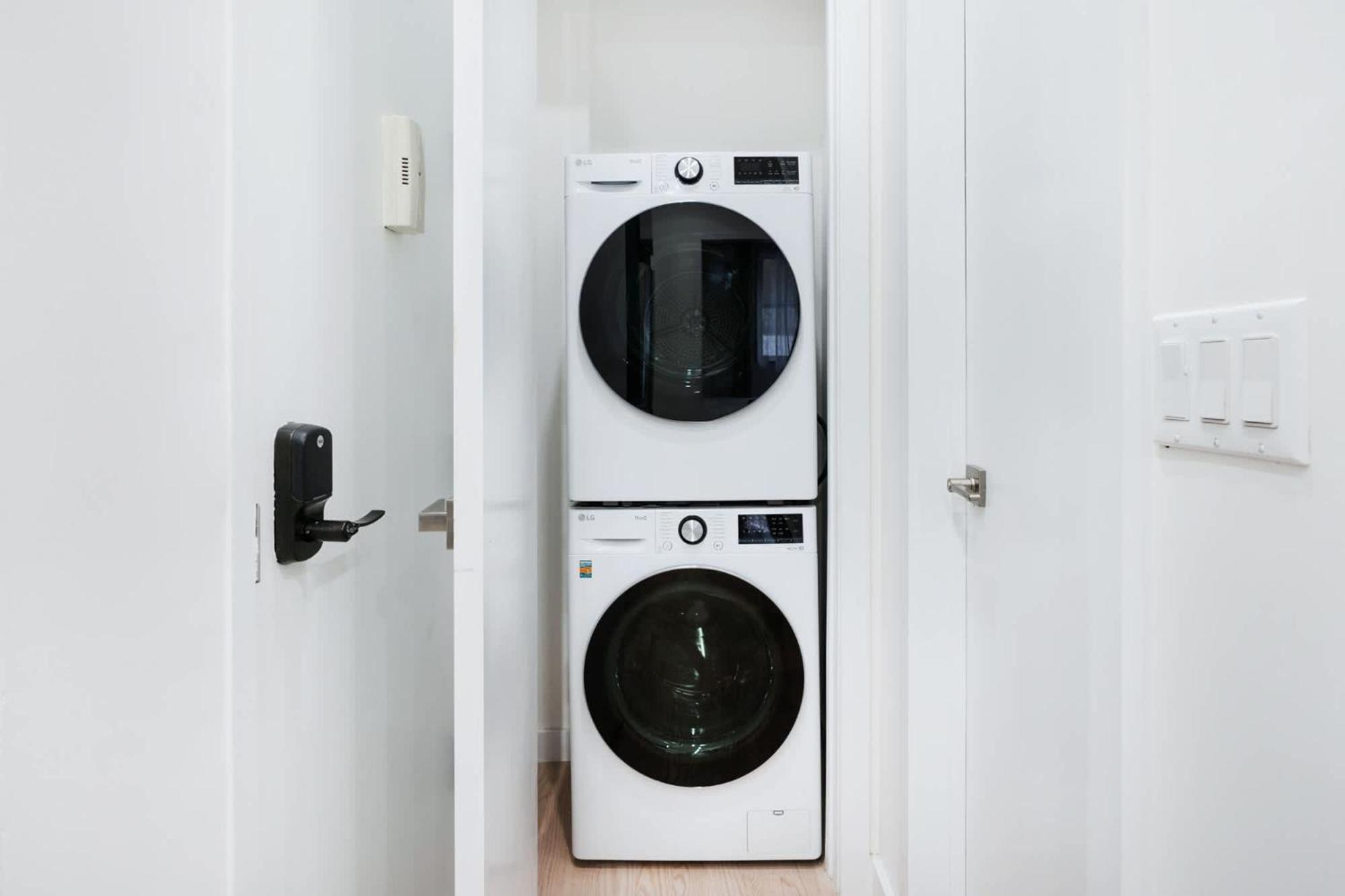 319-b Sleek Modern 1br W Outdoor Space Union Square Wd In Unit Apartamento