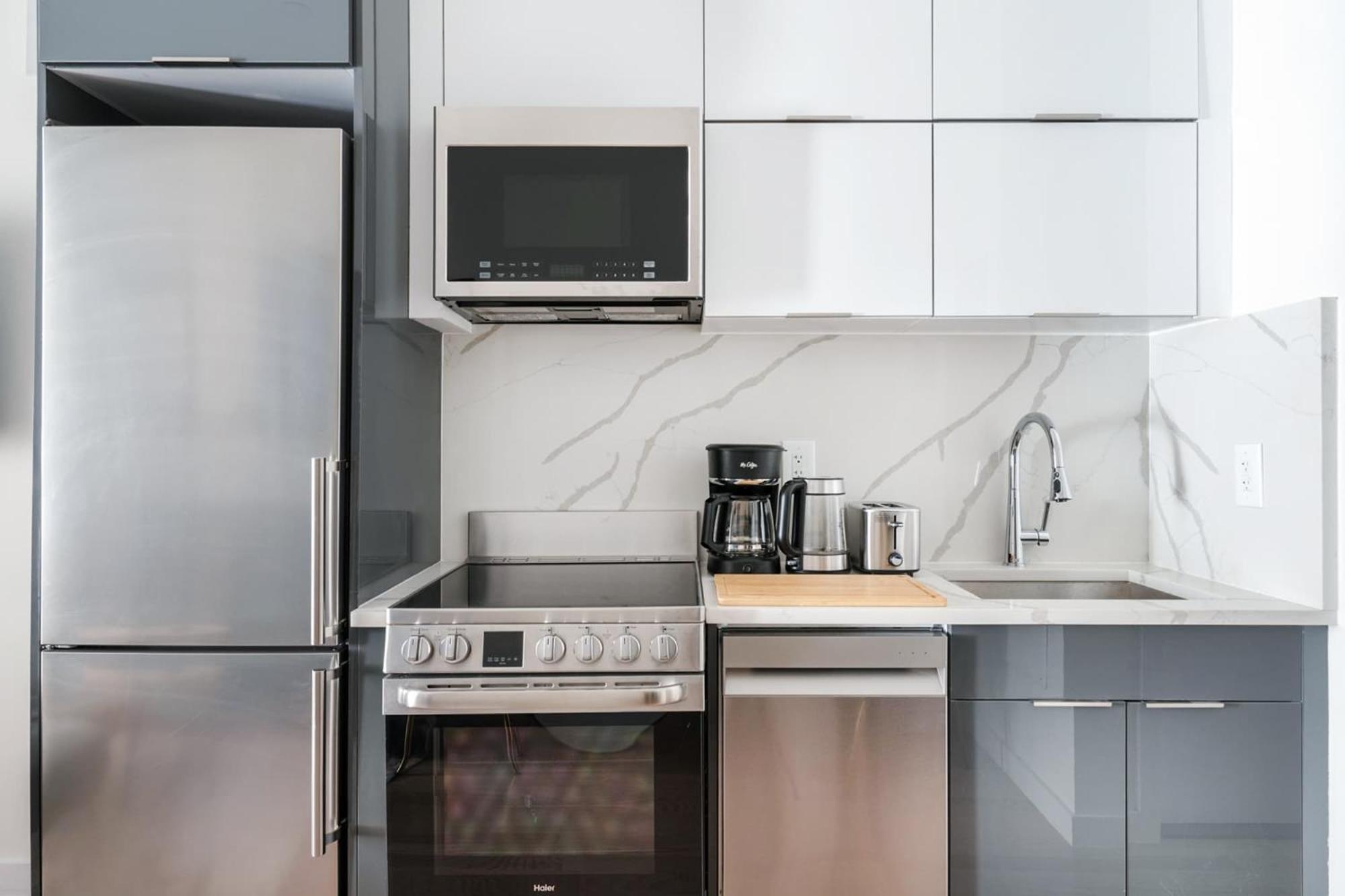 319-b Sleek Modern 1br W Outdoor Space Union Square Wd In Unit Apartamento Nova York